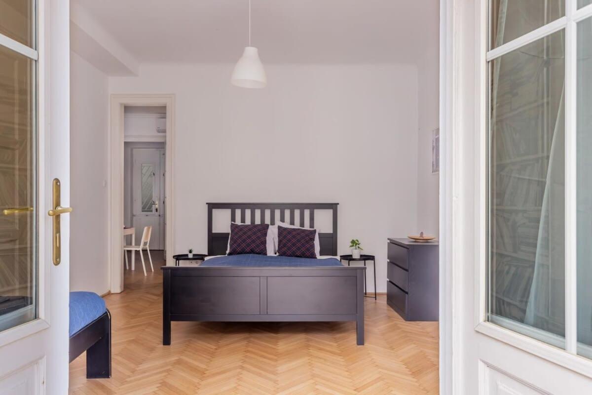 Home Away From Home In The Center Budapeszt Zewnętrze zdjęcie